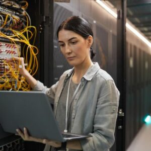 curso especializacion en instalacion y mantenimiento de sistemas conectados a internet (Iot)